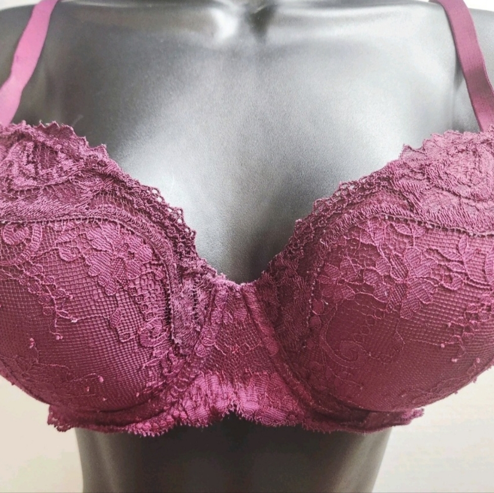 Victoria's Secret Maroon Floral Lace Women's Bra Sz 32DDD Adjustable Straps